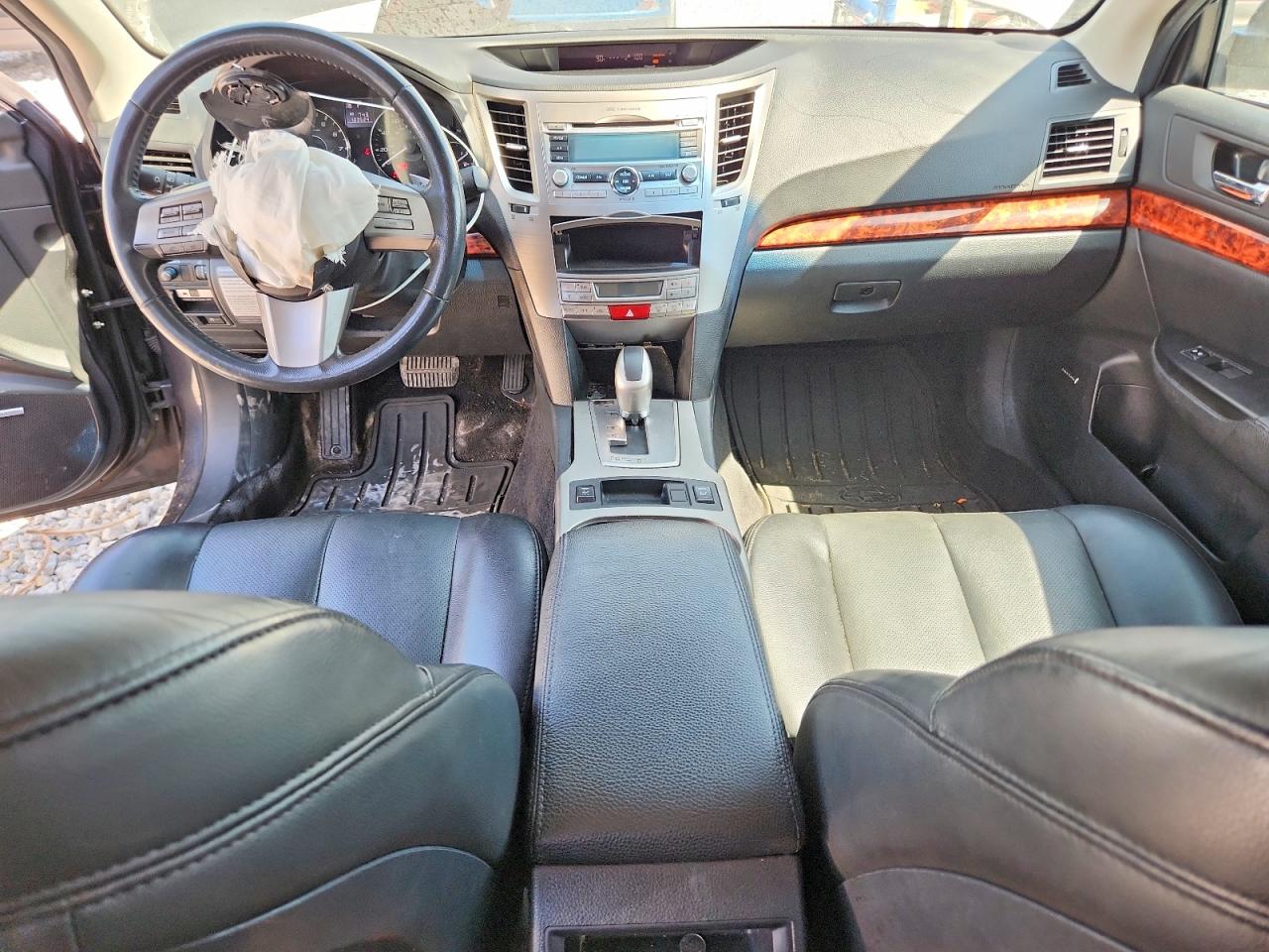 2011 SUBARU OUTBACK