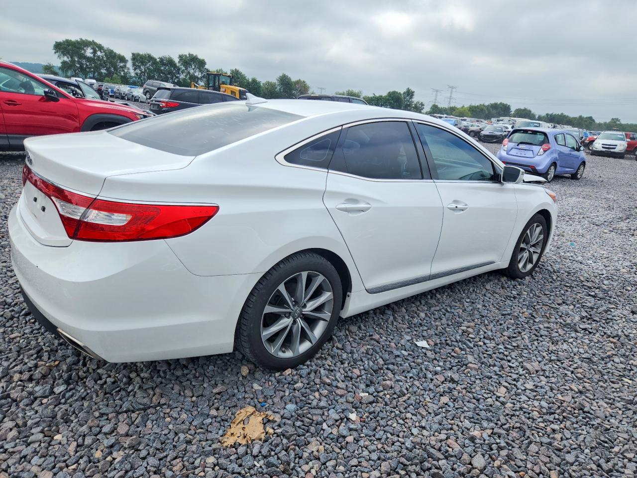 2016 HYUNDAI AZERA