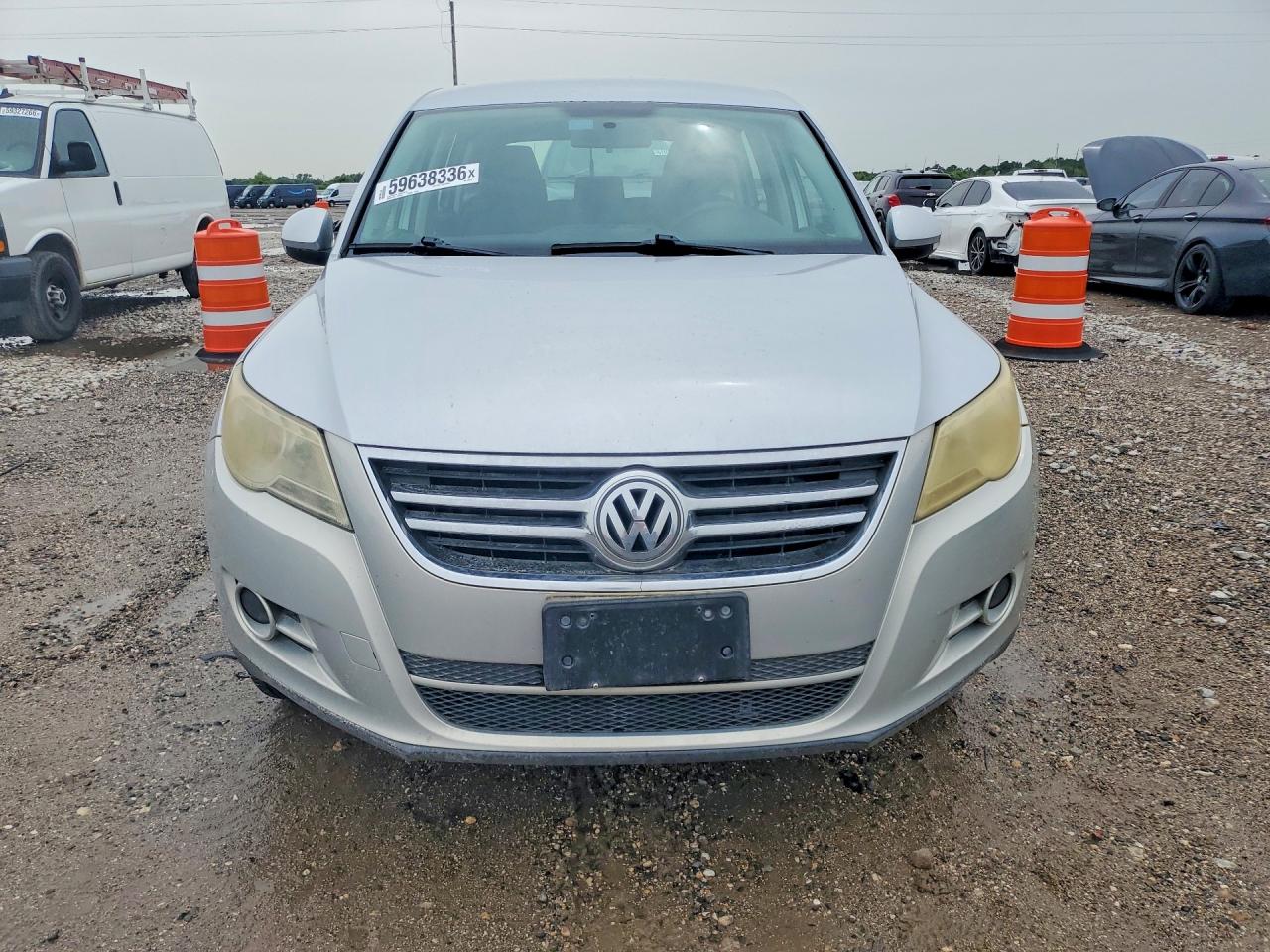 2009 VOLKSWAGEN TIGUAN