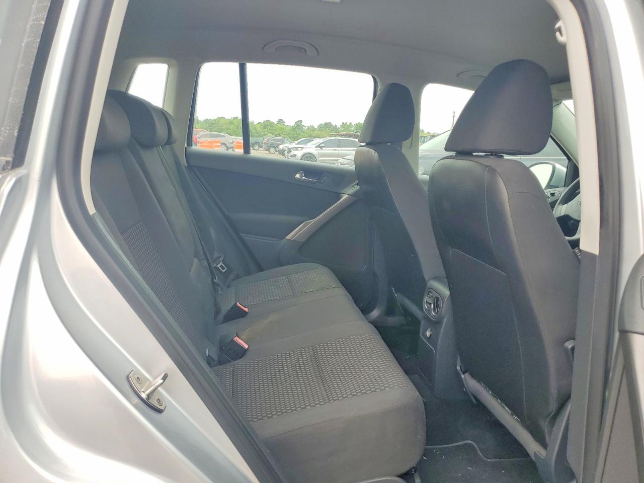 2009 VOLKSWAGEN TIGUAN