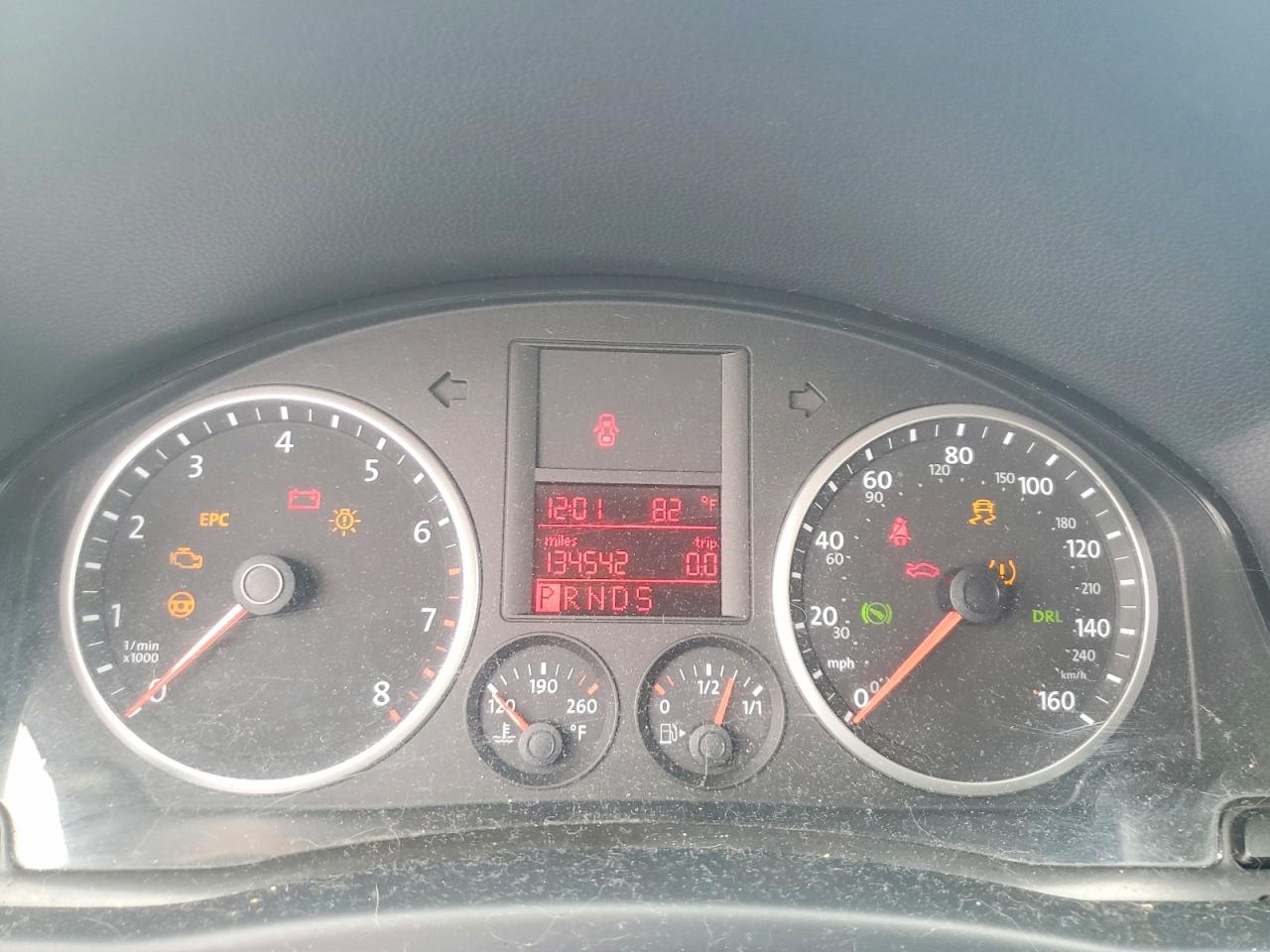 2009 VOLKSWAGEN TIGUAN