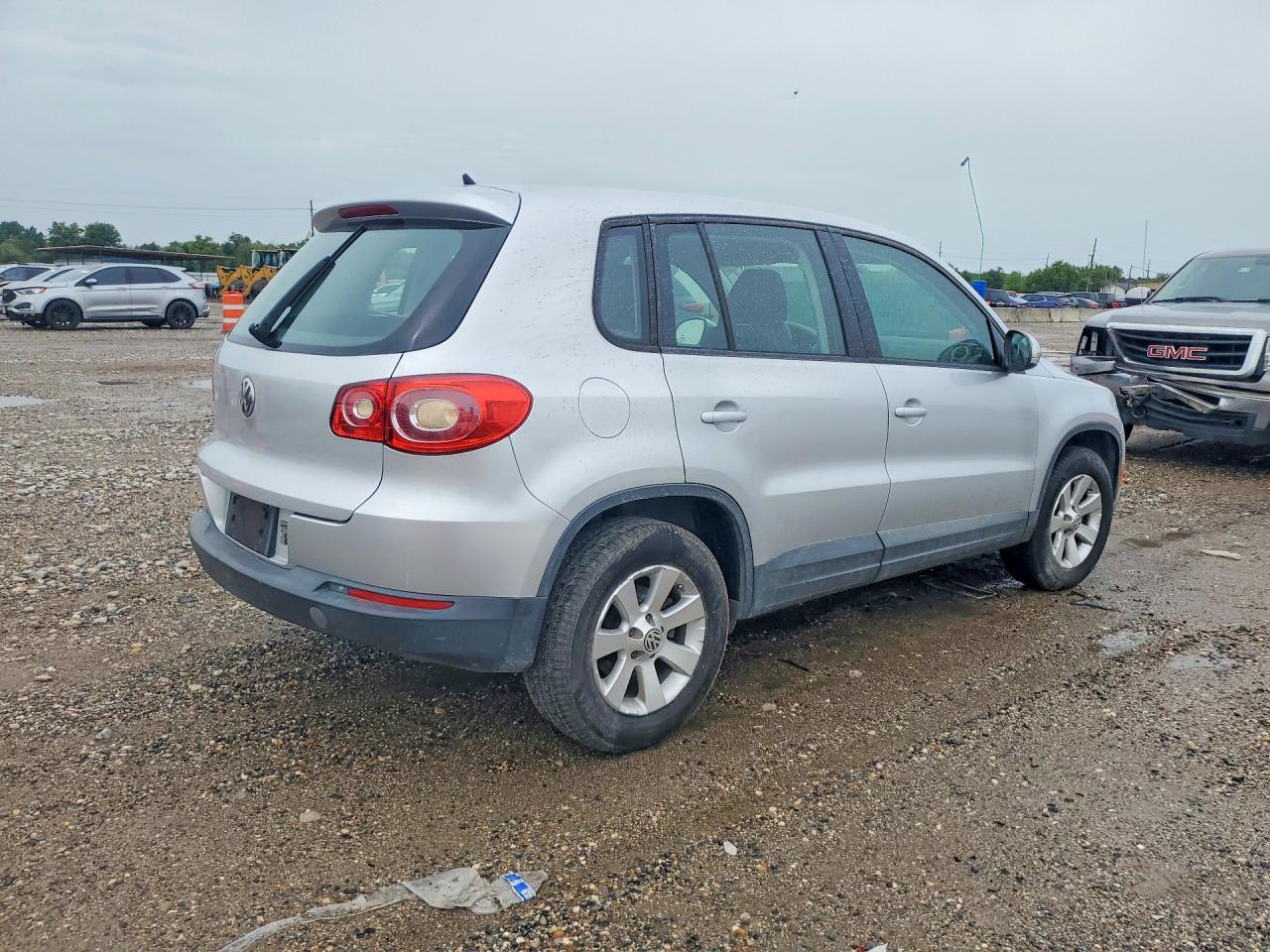 2009 VOLKSWAGEN TIGUAN