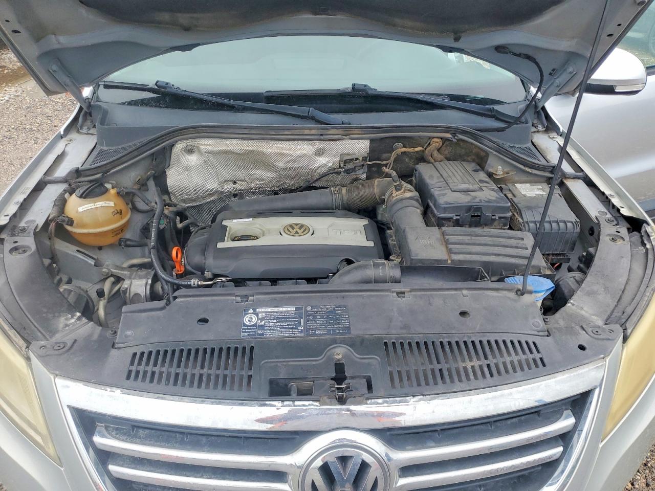 2009 VOLKSWAGEN TIGUAN