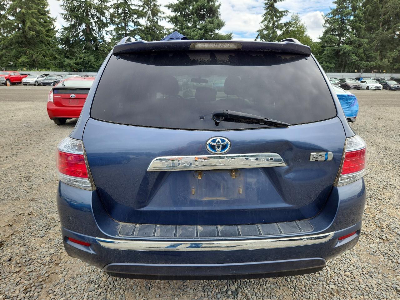 2011 TOYOTA HIGHLANDER