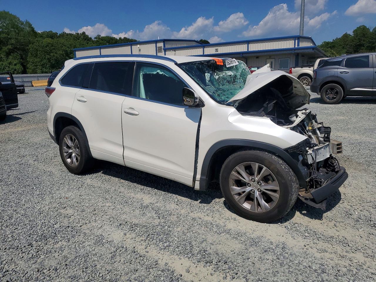 2014 TOYOTA HIGHLANDER
