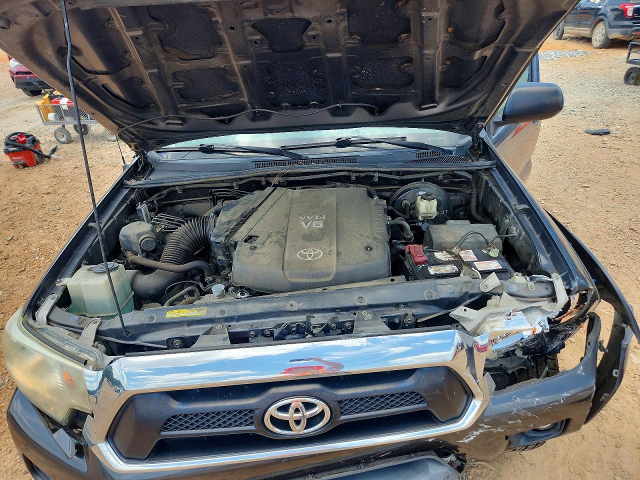 2015 TOYOTA TACOMA