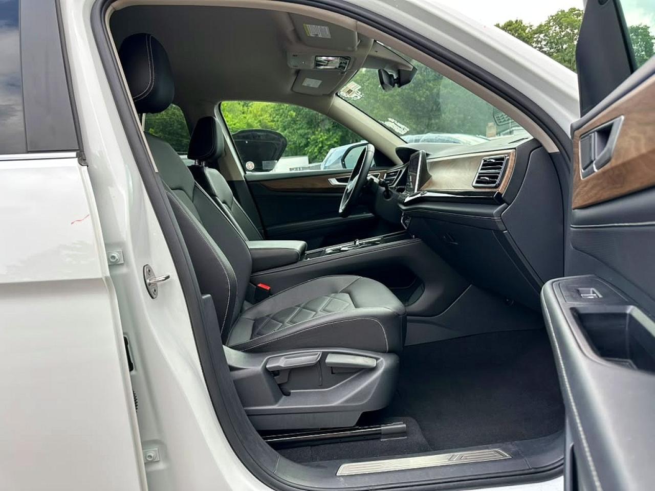 2025 VOLKSWAGEN ATLAS