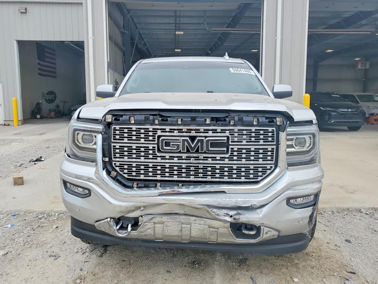 2018 GMC SIERRA