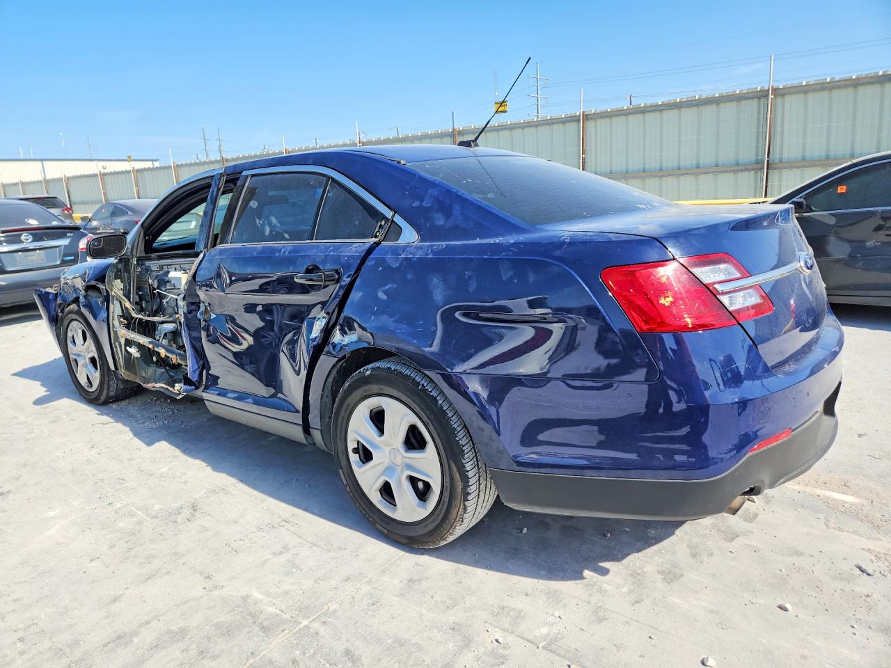 2015 FORD TAURUS