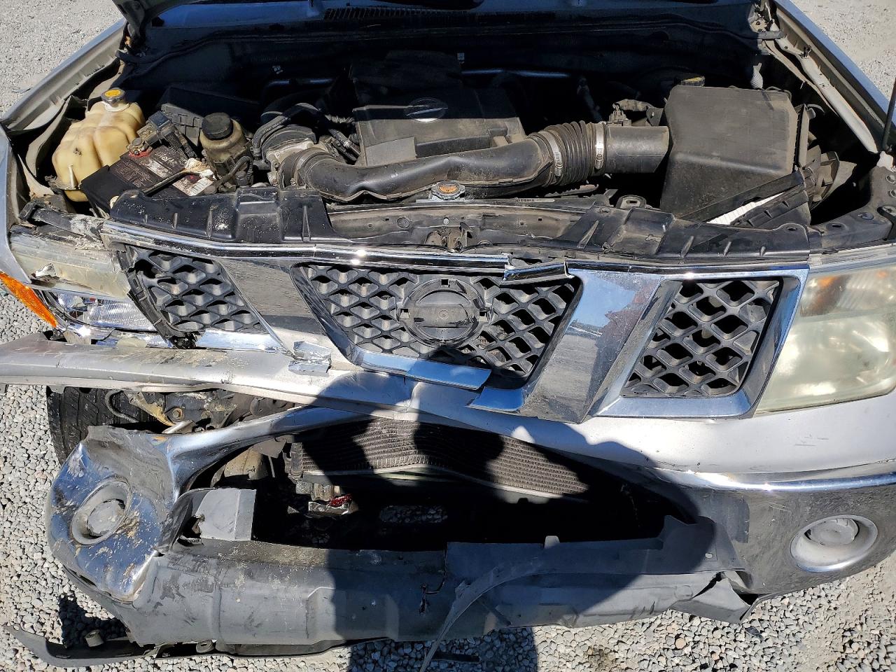 2006 NISSAN FRONTIER