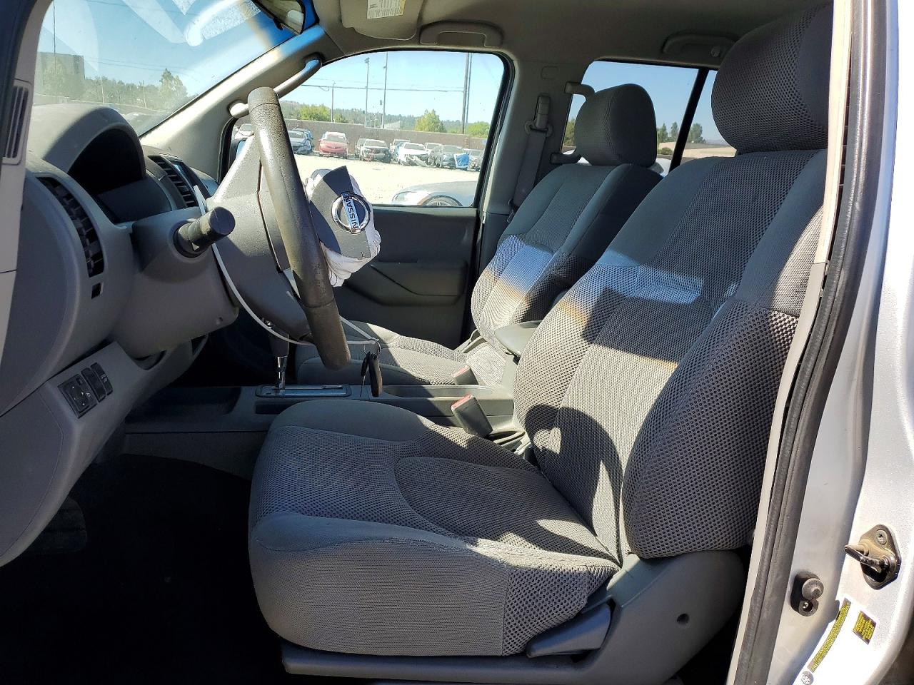 2006 NISSAN FRONTIER