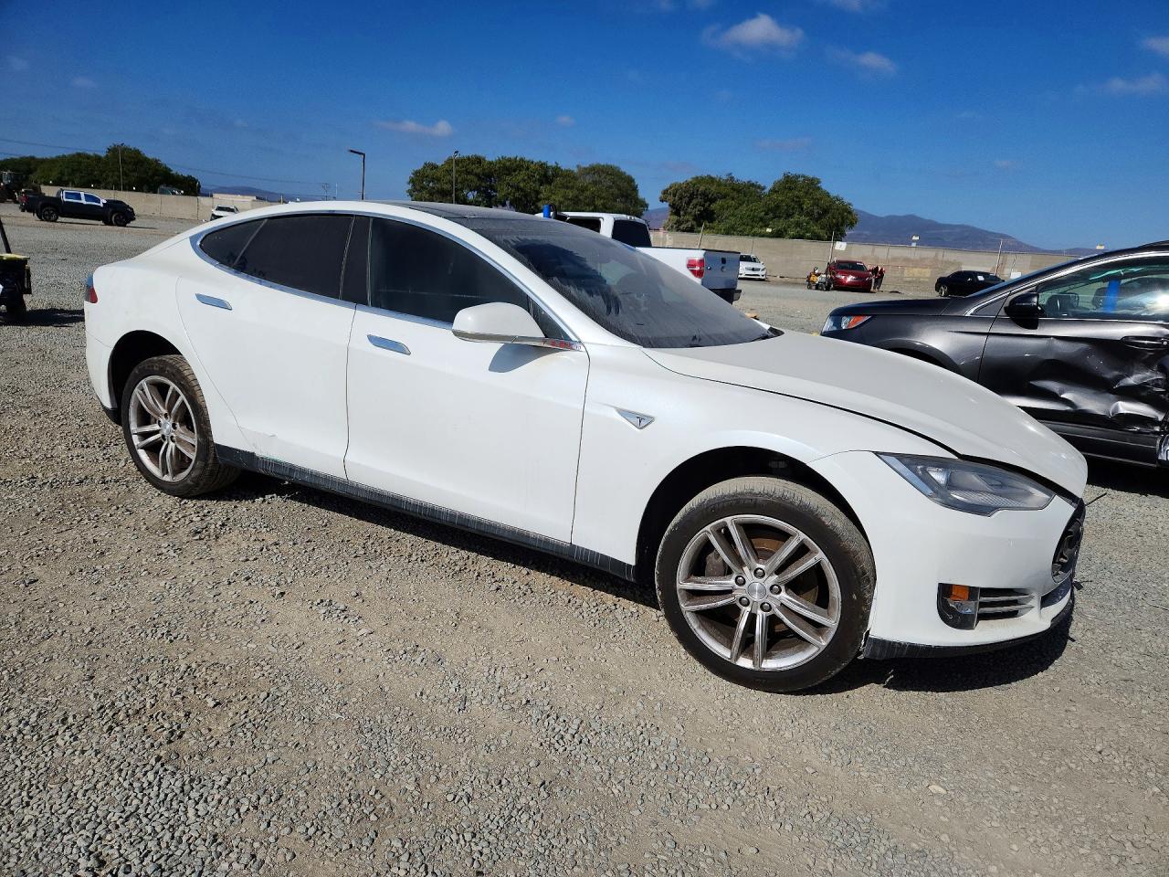 2013 TESLA MODEL S