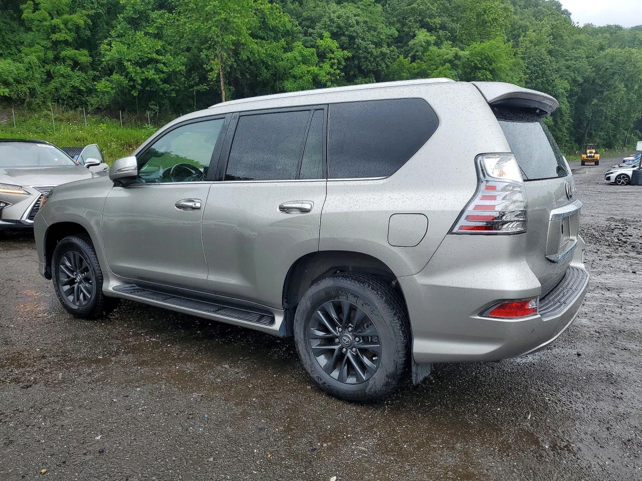 2022 LEXUS GX