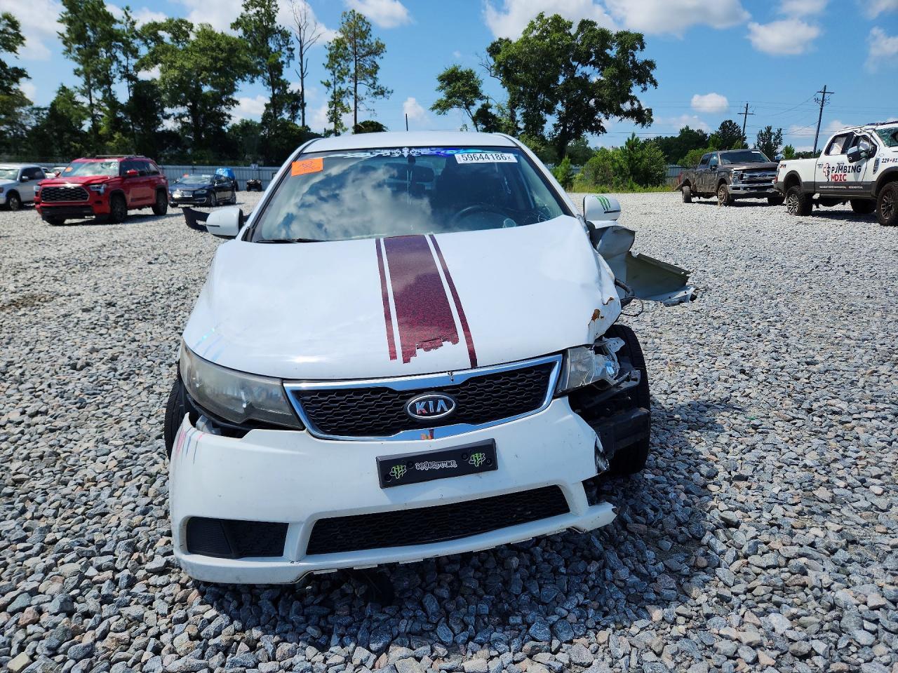 2013 KIA FORTE