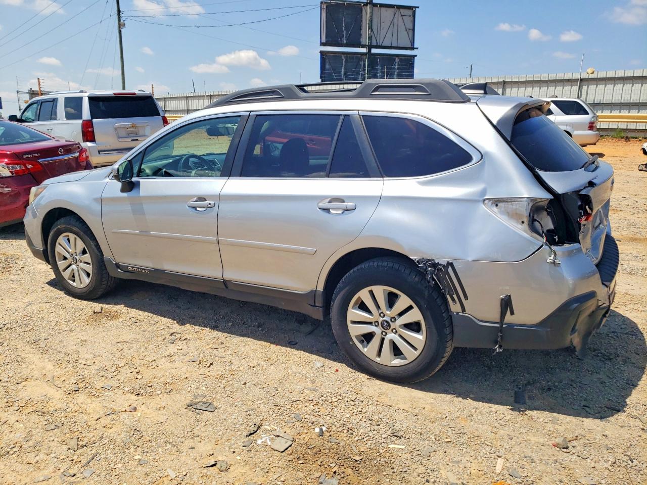 2018 SUBARU OUTBACK
