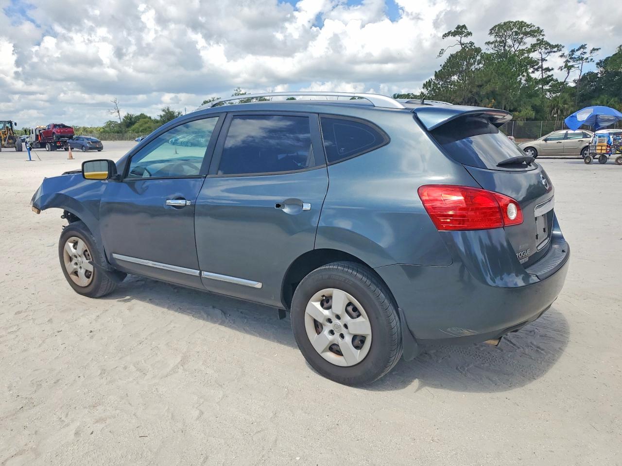 2014 NISSAN ROGUE