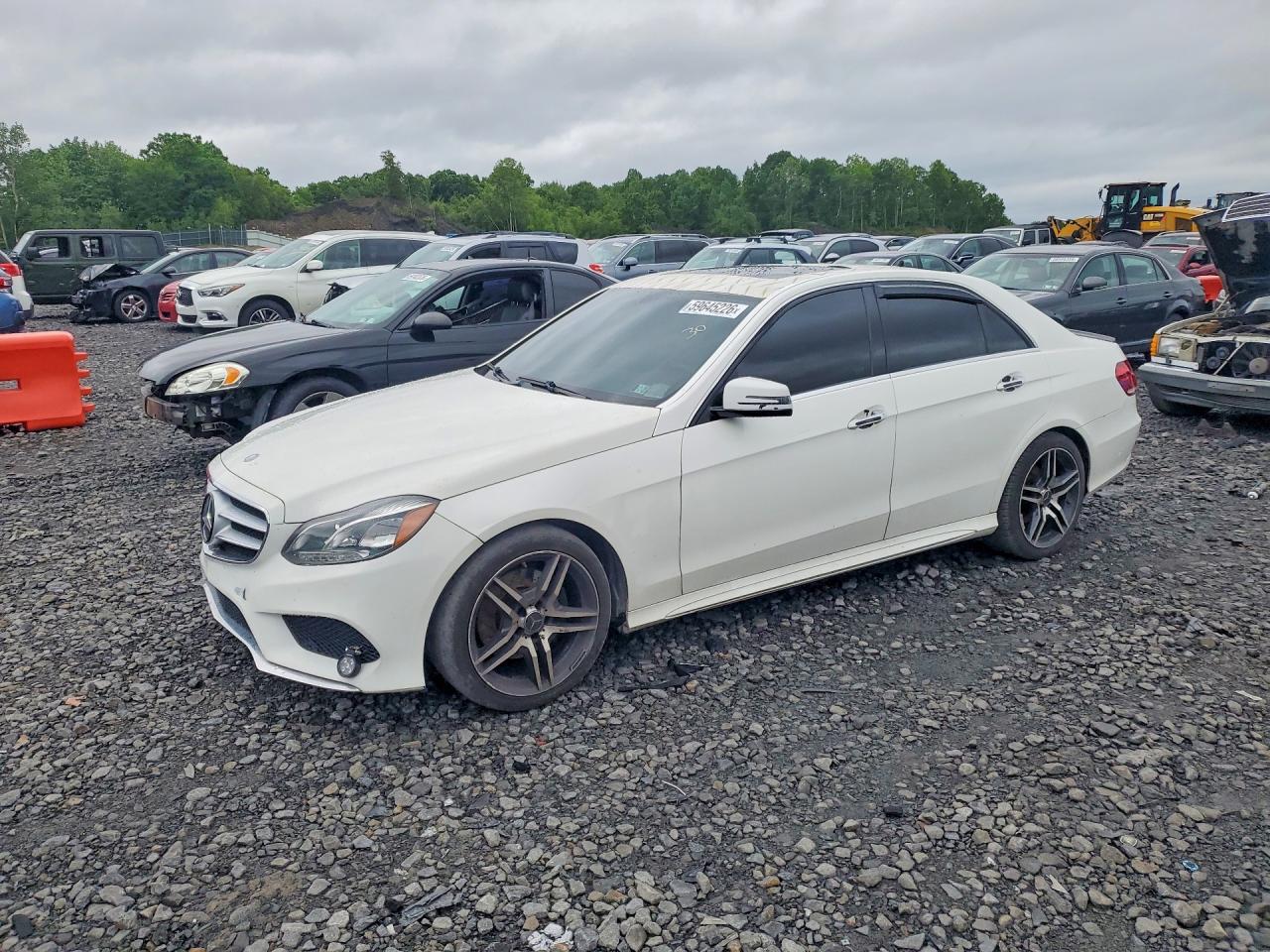 2014 MERCEDES-BENZ E-CLASS
