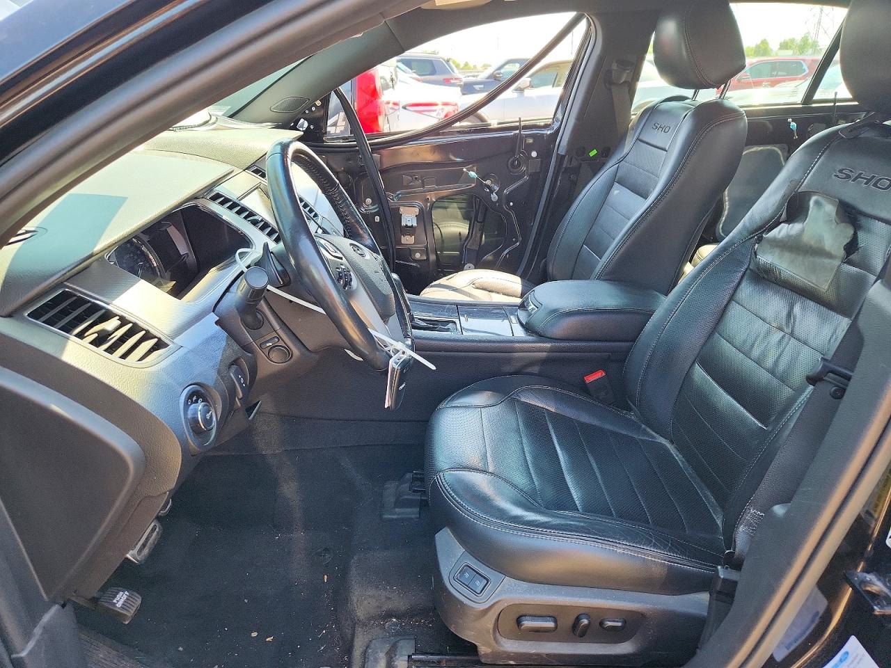 2013 FORD TAURUS