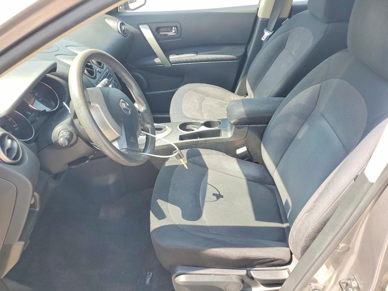 2011 NISSAN ROGUE