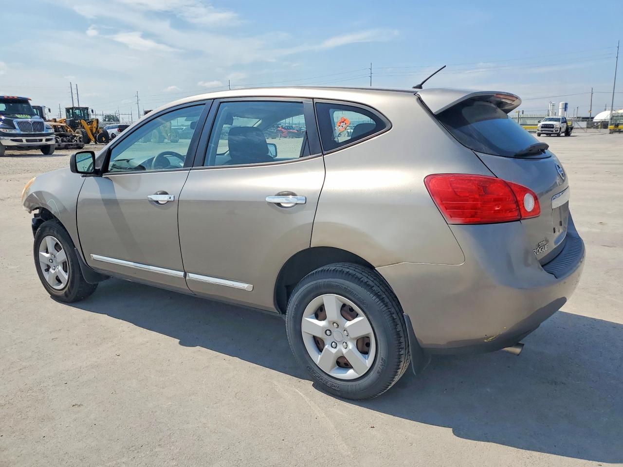 2011 NISSAN ROGUE
