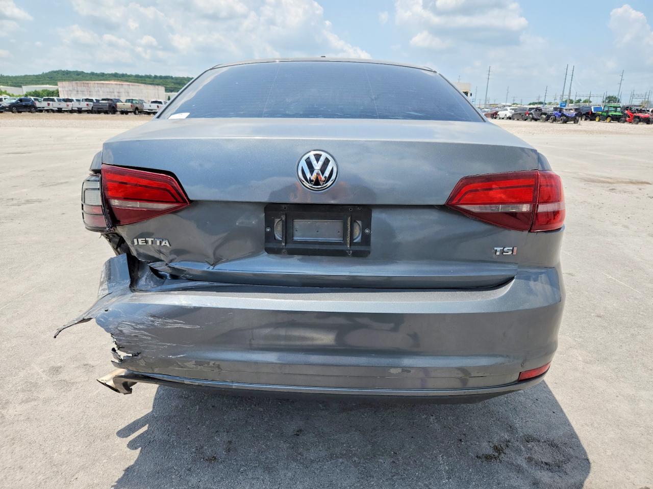 2016 VOLKSWAGEN JETTA