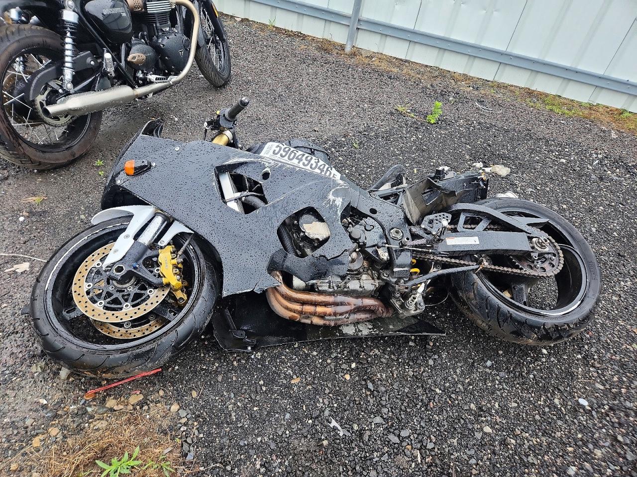 2005 SUZUKI GSX