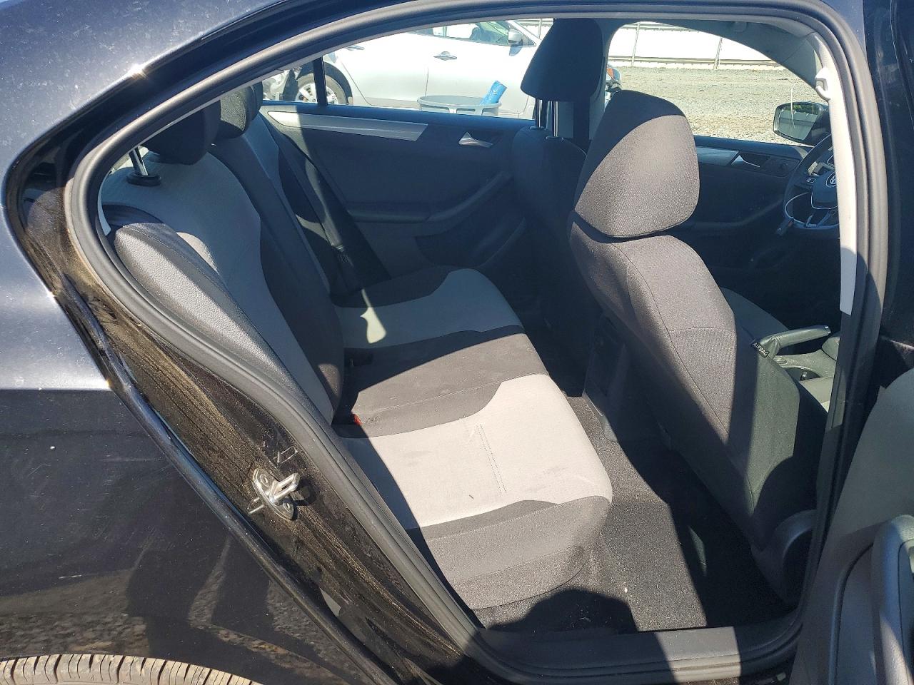 2017 VOLKSWAGEN JETTA