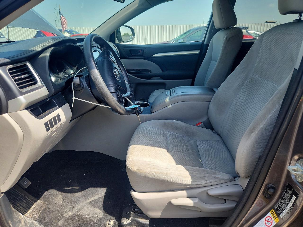 2014 TOYOTA HIGHLANDER