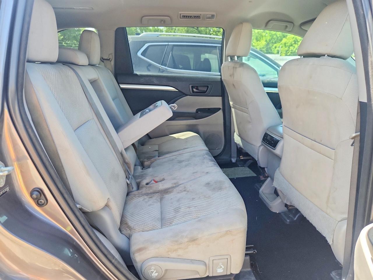 2014 TOYOTA HIGHLANDER