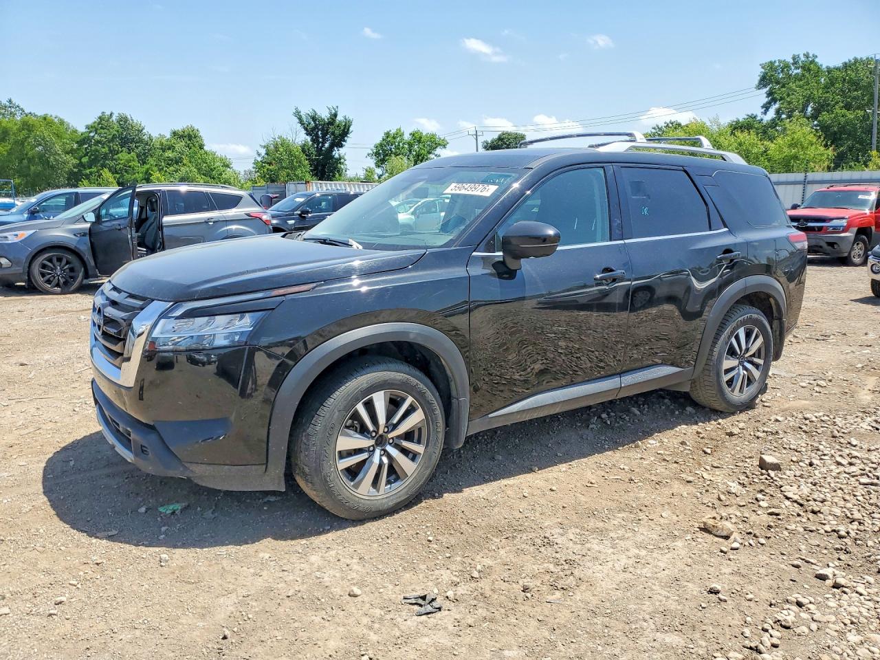 2024 NISSAN PATHFINDER