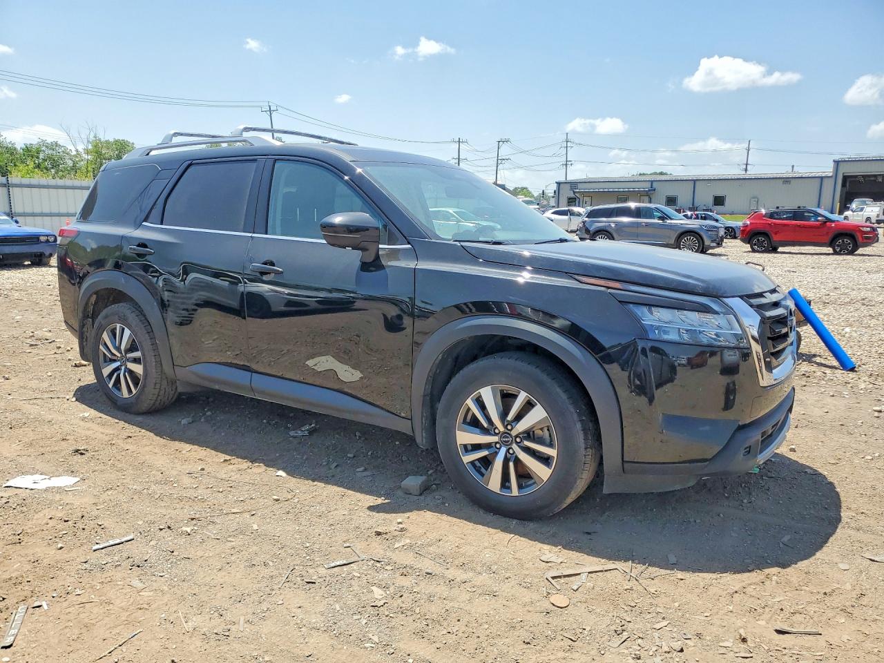 2024 NISSAN PATHFINDER