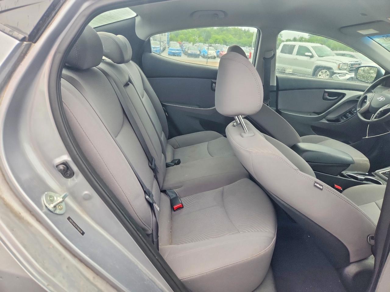 2015 HYUNDAI ELANTRA