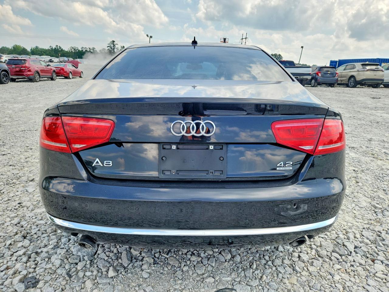 2011 AUDI A8
