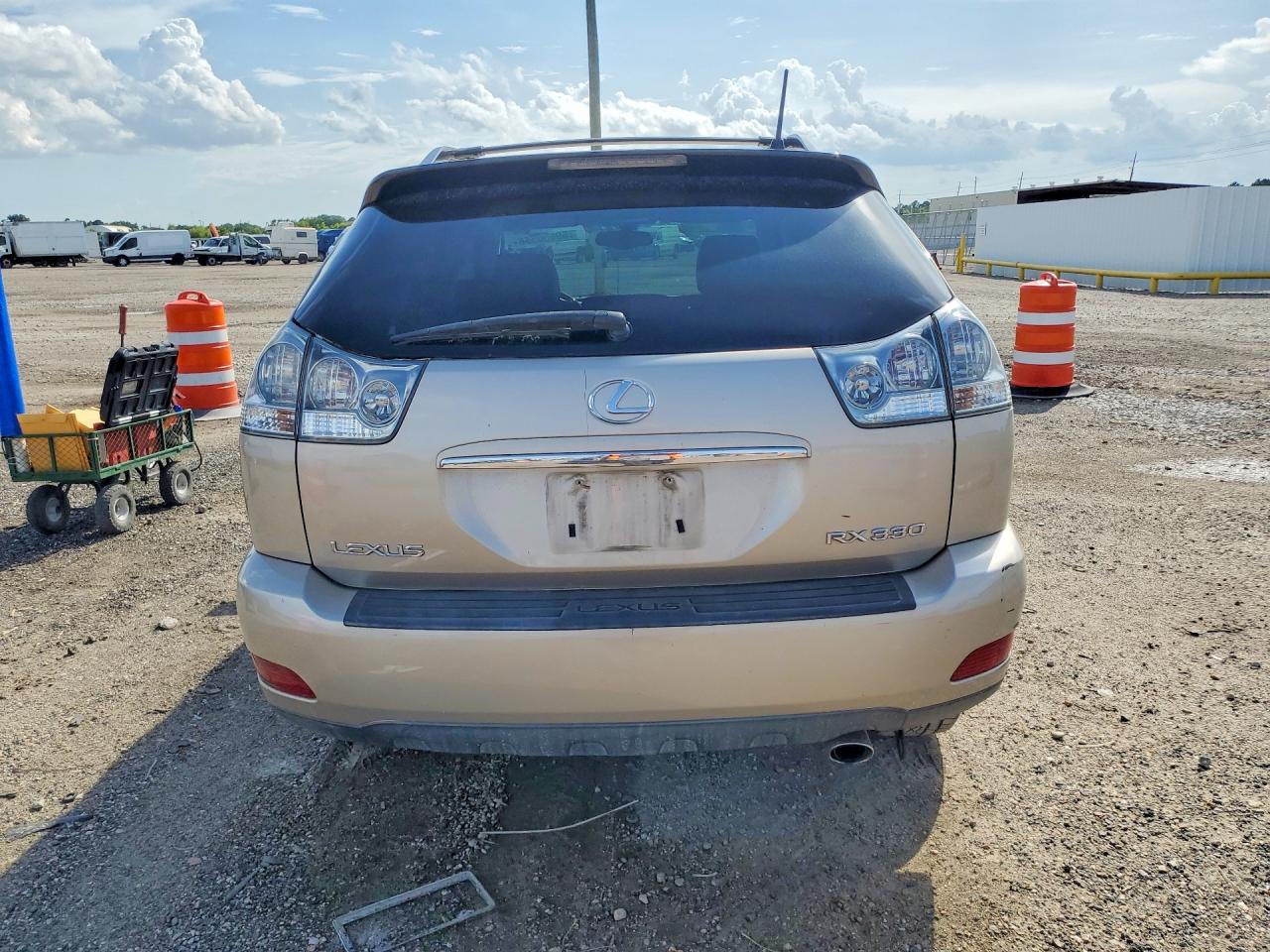 2005 LEXUS RX330