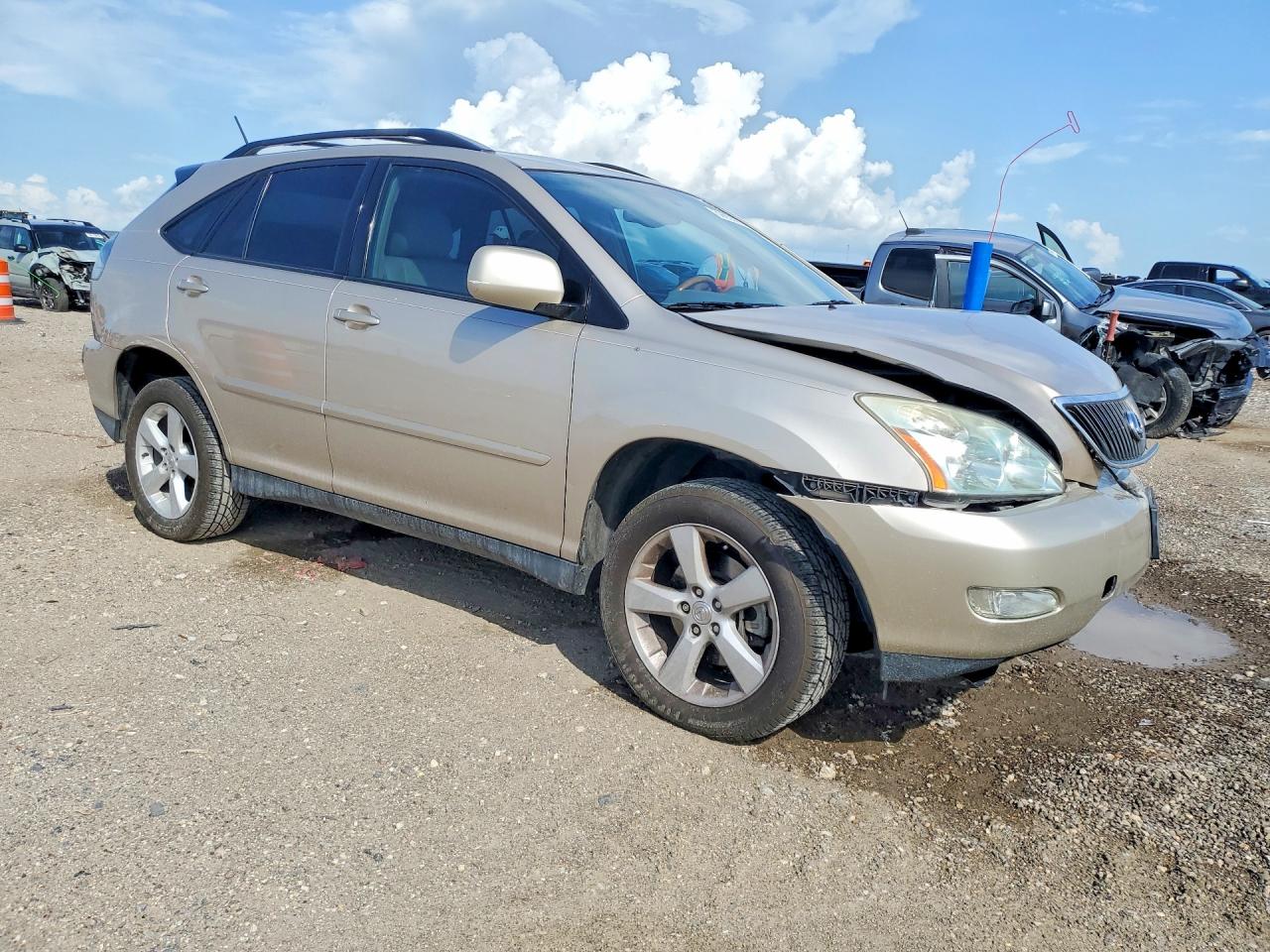 2005 LEXUS RX330