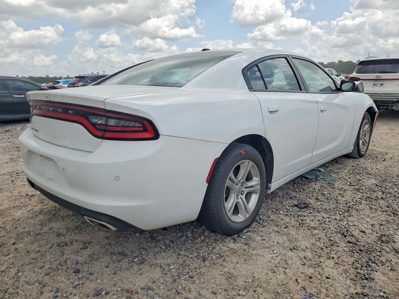 2022 DODGE CHARGER