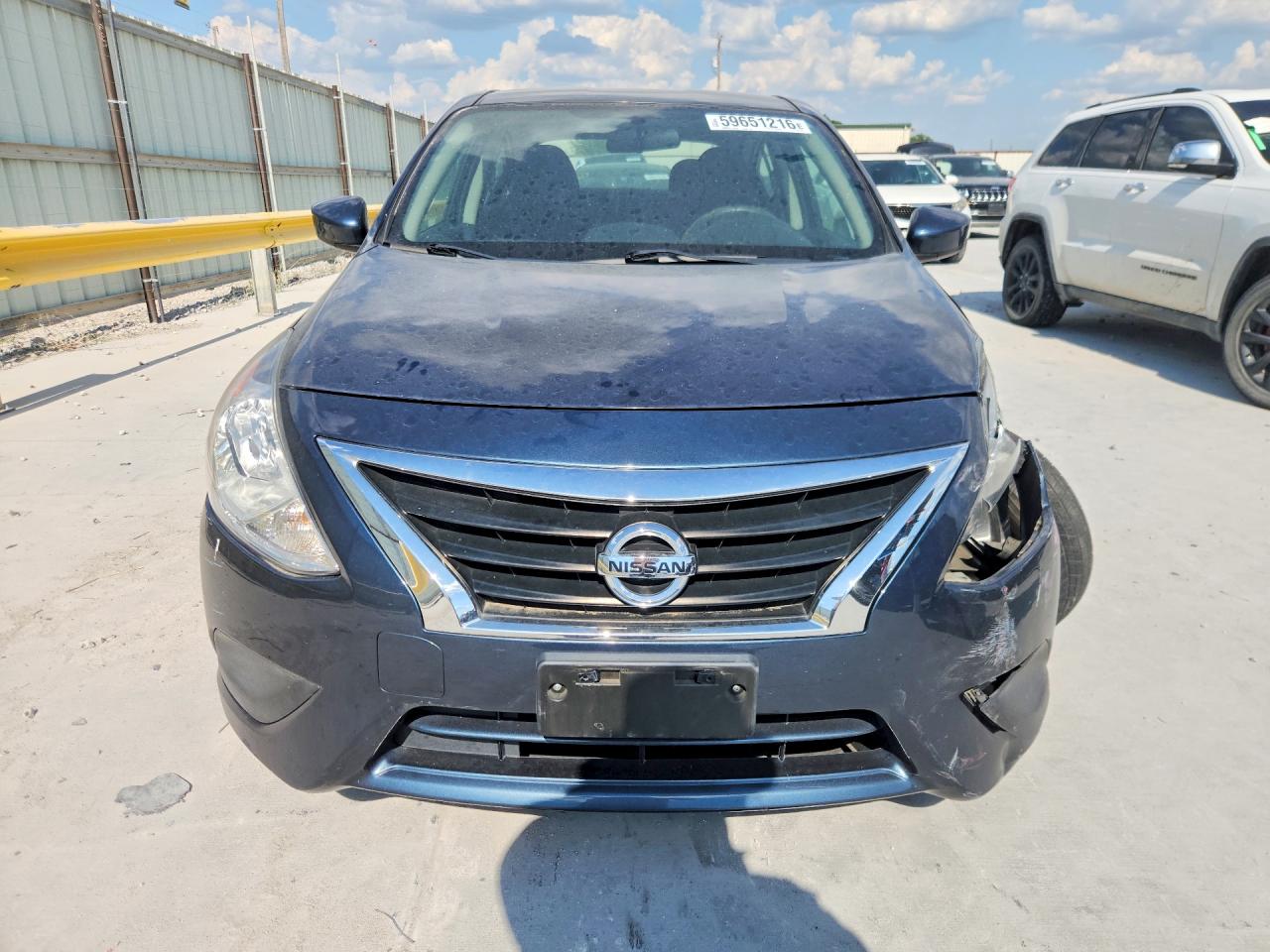 2015 NISSAN VERSA