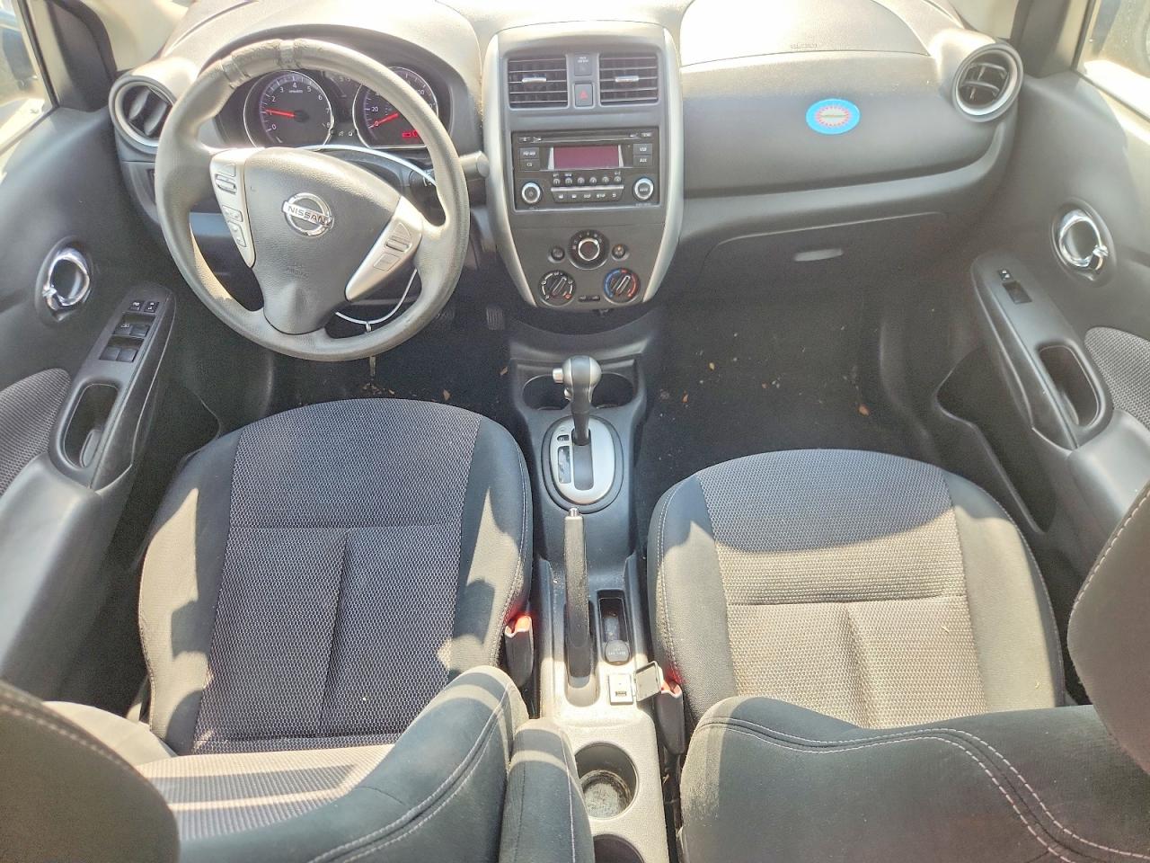 2015 NISSAN VERSA