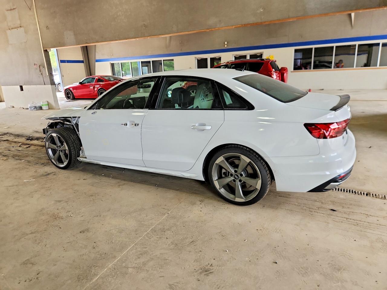 2021 AUDI A4