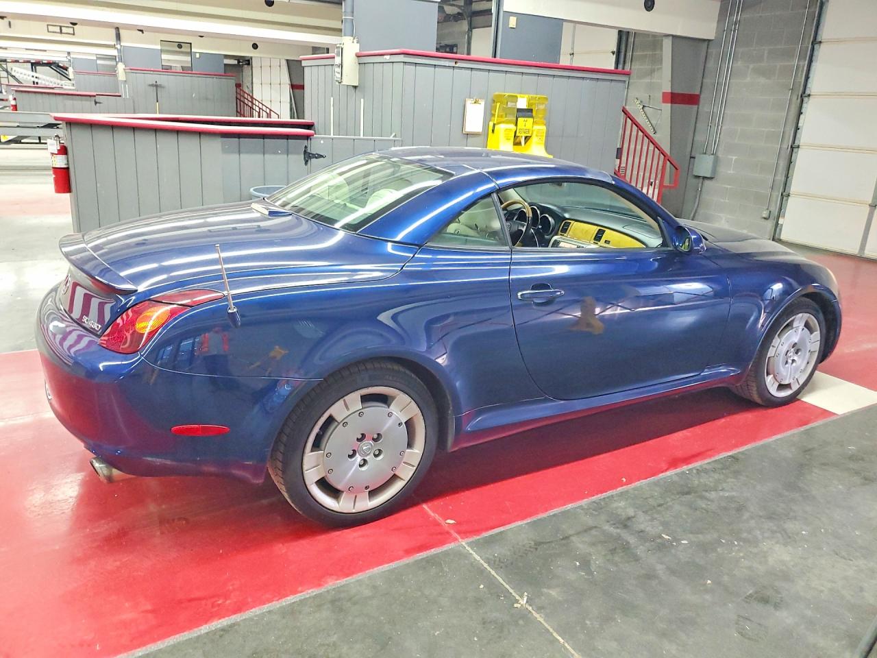 2002 LEXUS SC430