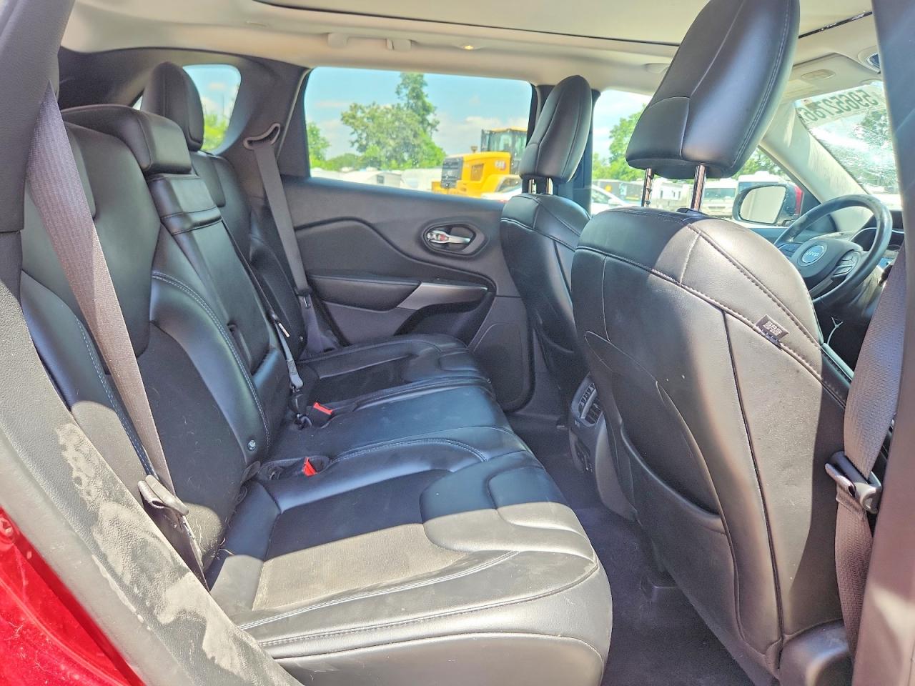 2019 JEEP CHEROKEE