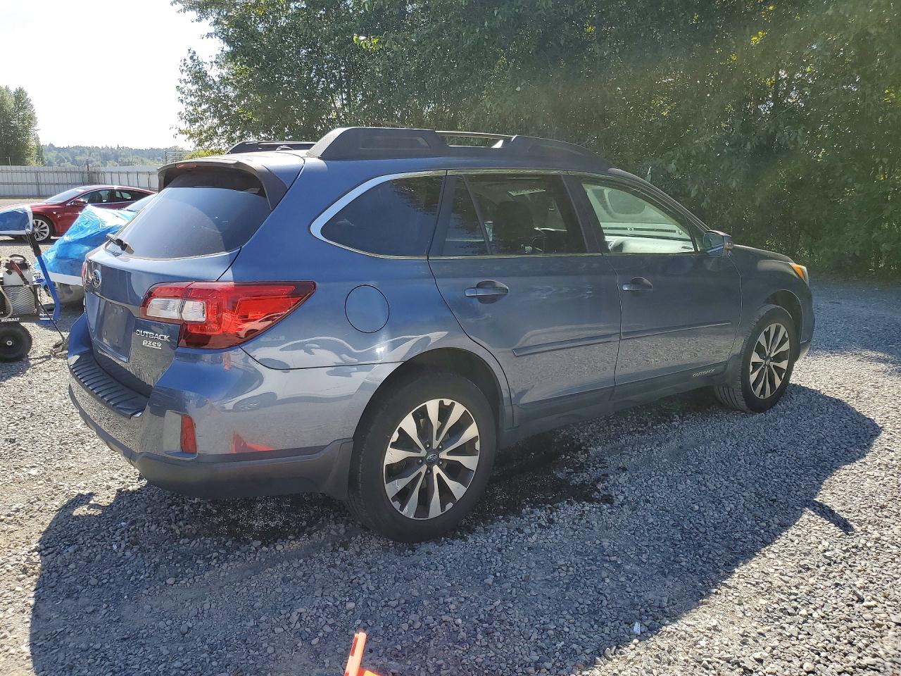 2015 SUBARU OUTBACK