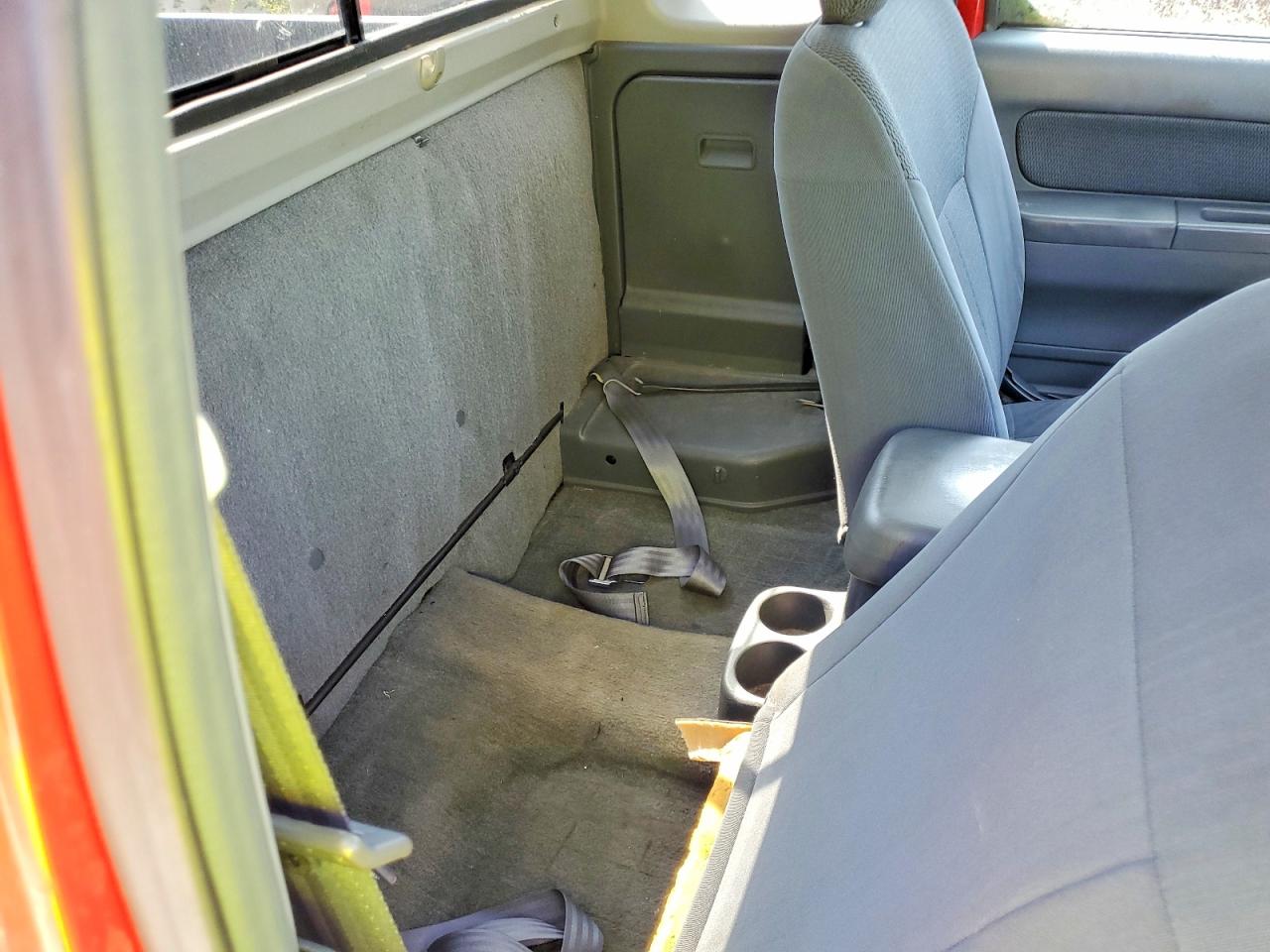 2001 NISSAN FRONTIER