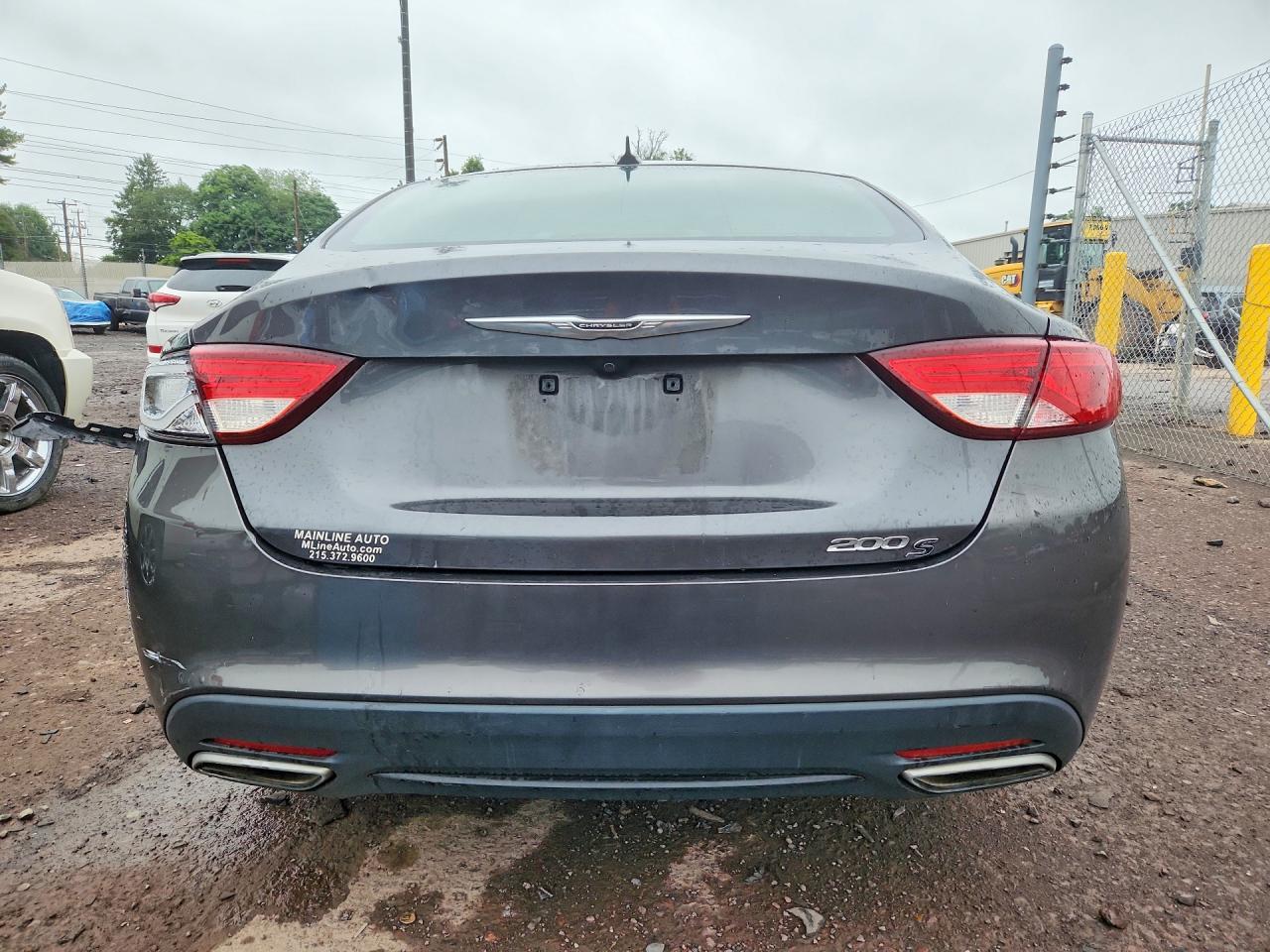 2016 CHRYSLER 200