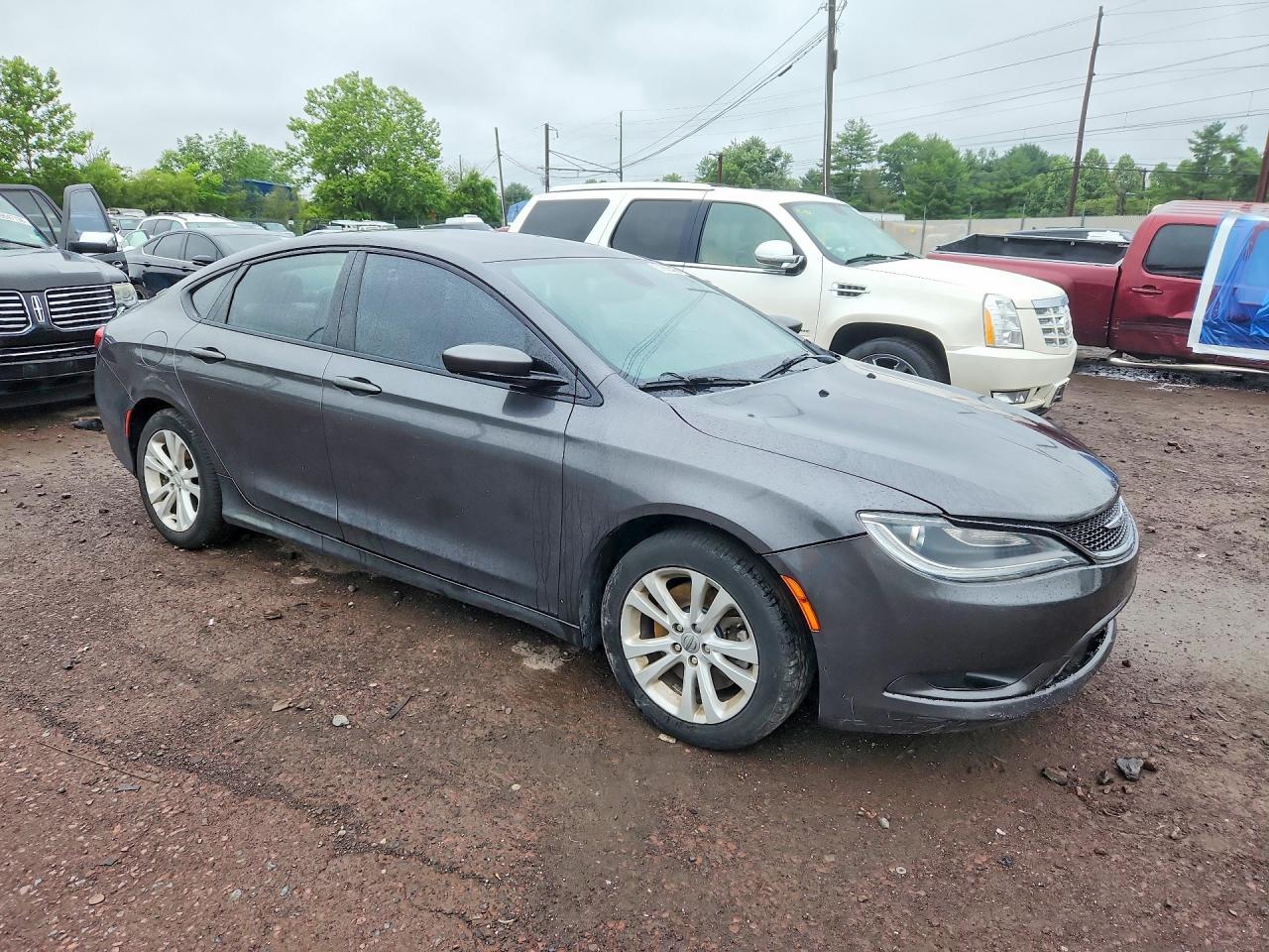 2016 CHRYSLER 200