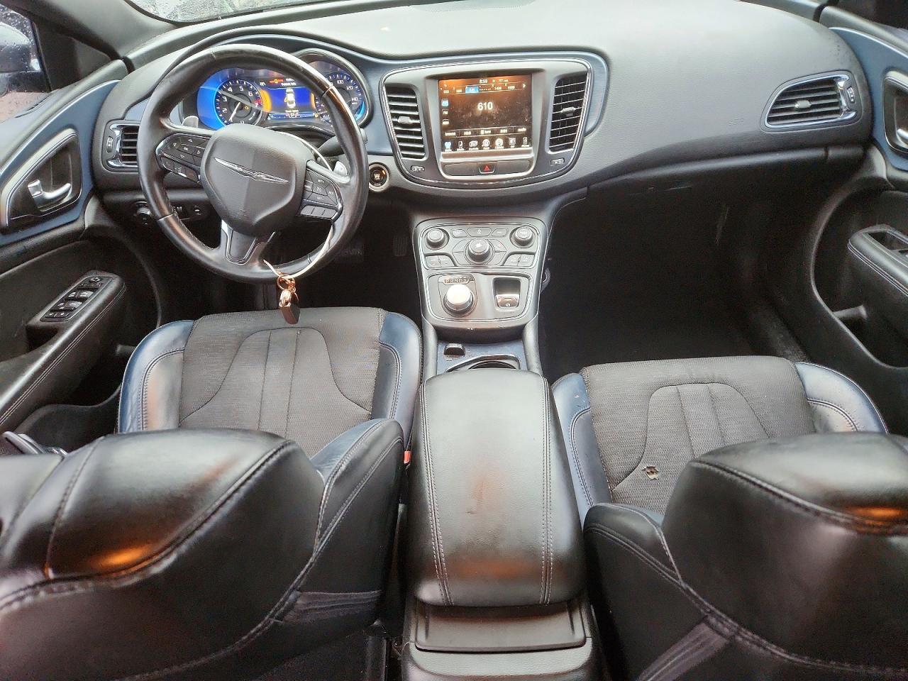 2016 CHRYSLER 200