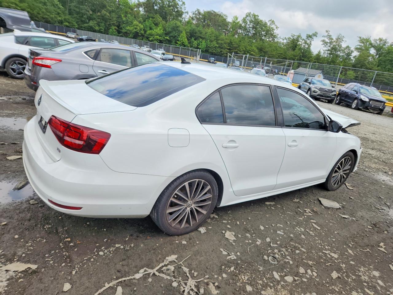 2016 VOLKSWAGEN JETTA