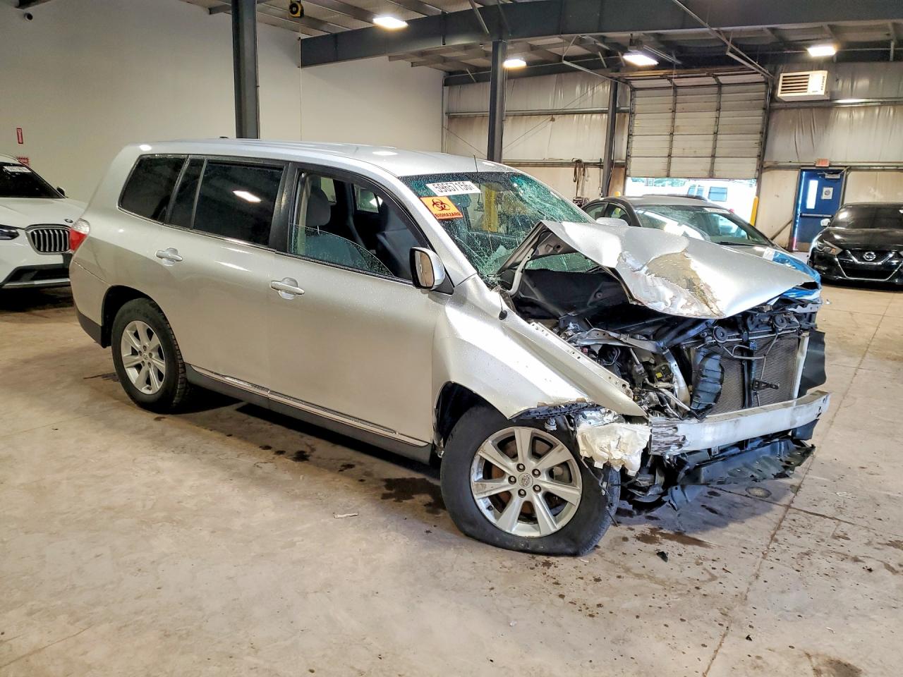2011 TOYOTA HIGHLANDER