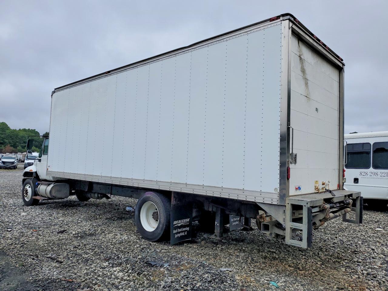 2019 INTERNATIONAL 4000 SERIE