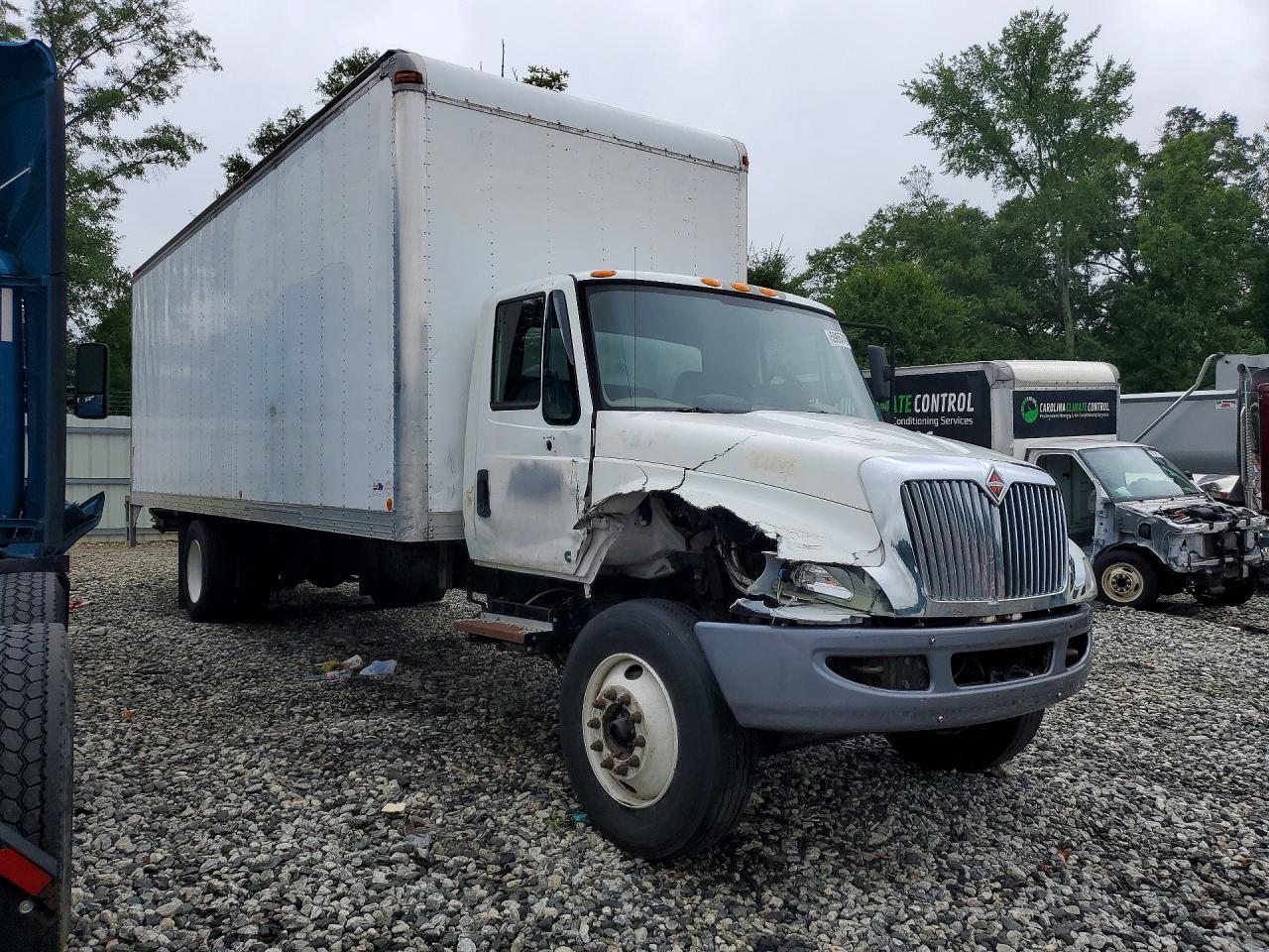 2019 INTERNATIONAL 4000 SERIE